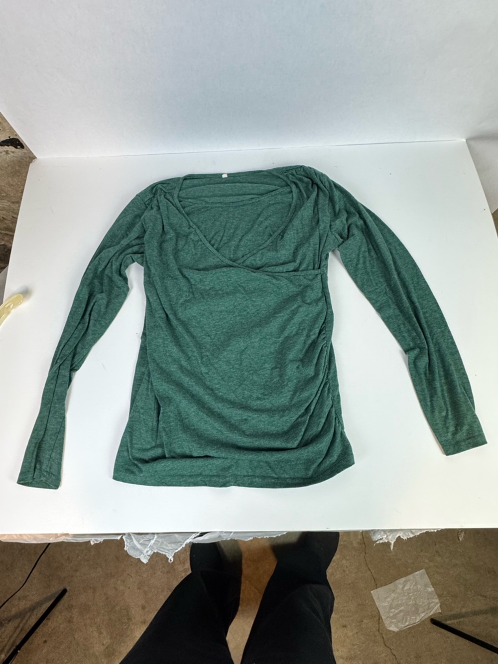 Women’s Long Sleeve Green nursing shirt size large